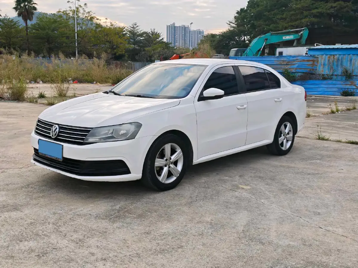 2017 Volkswagen Lavida 1.6L 110HP L4 6AT