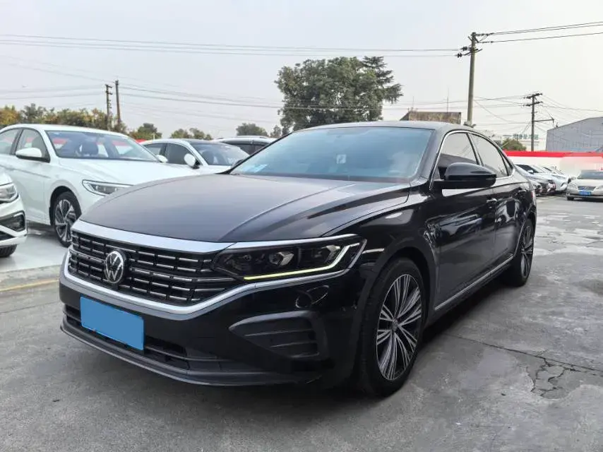 2023 Volkswagen Passat 1.4T 150HP L4 7DCT