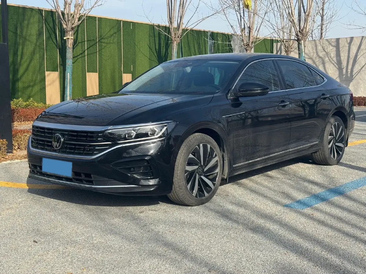 2022 Tesla Model 3 BEV 60KWH