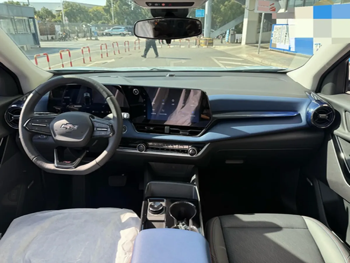 2024 Chevrolet EquinoxPlus 1.5T 180HP L4 2DHT PHEV 16.5KWH,autocango,china used car exporter,china ev exporter,chinese used car exporter,chinese used ev exporter