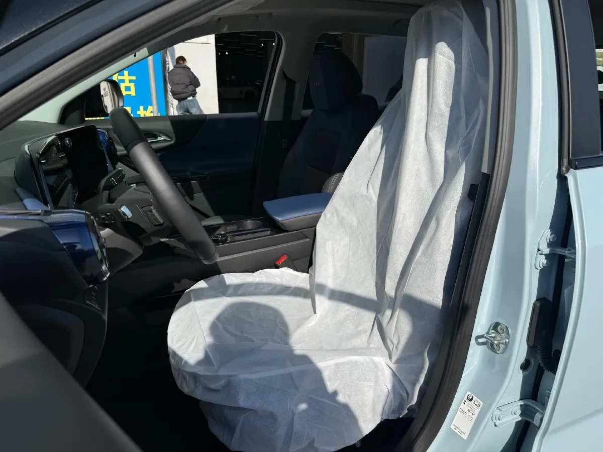 2024 Chevrolet EquinoxPlus 1.5T 180HP L4 2DHT PHEV 16.5KWH,autocango,china used car exporter,china ev exporter,chinese used car exporter,chinese used ev exporter