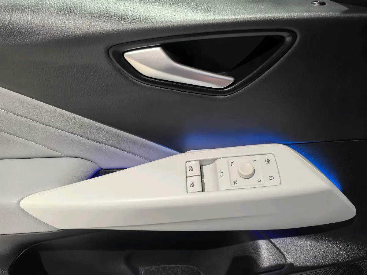 2025 YuanChen Super Van BEV,autocango,china used car exporter,china ev exporter,chinese used car exporter,chinese used ev exporter