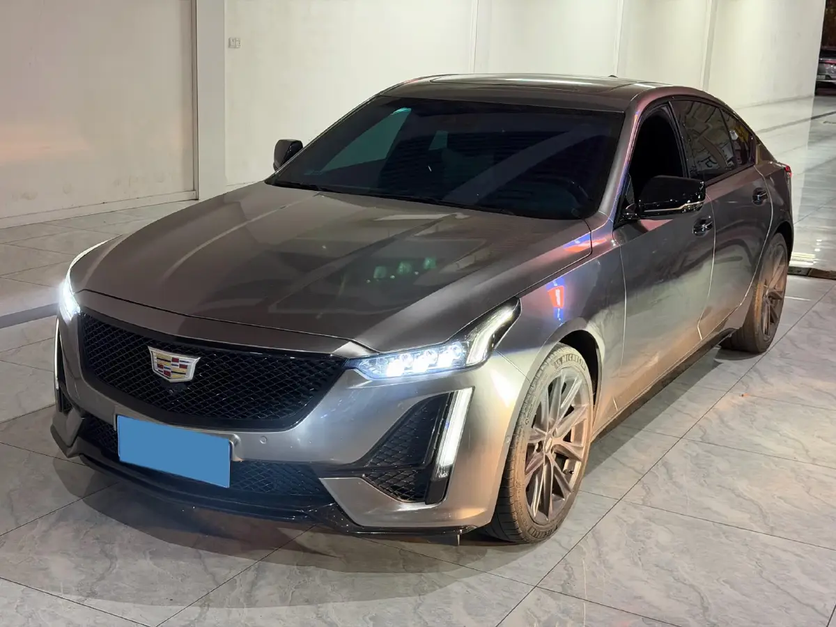 2023 Cadillac CT5 2.0T 237HP L4 10AT