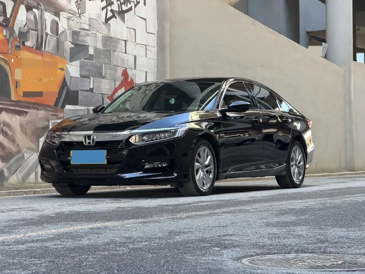 2018 Honda Accord 1.5T 194HP L4 CVT