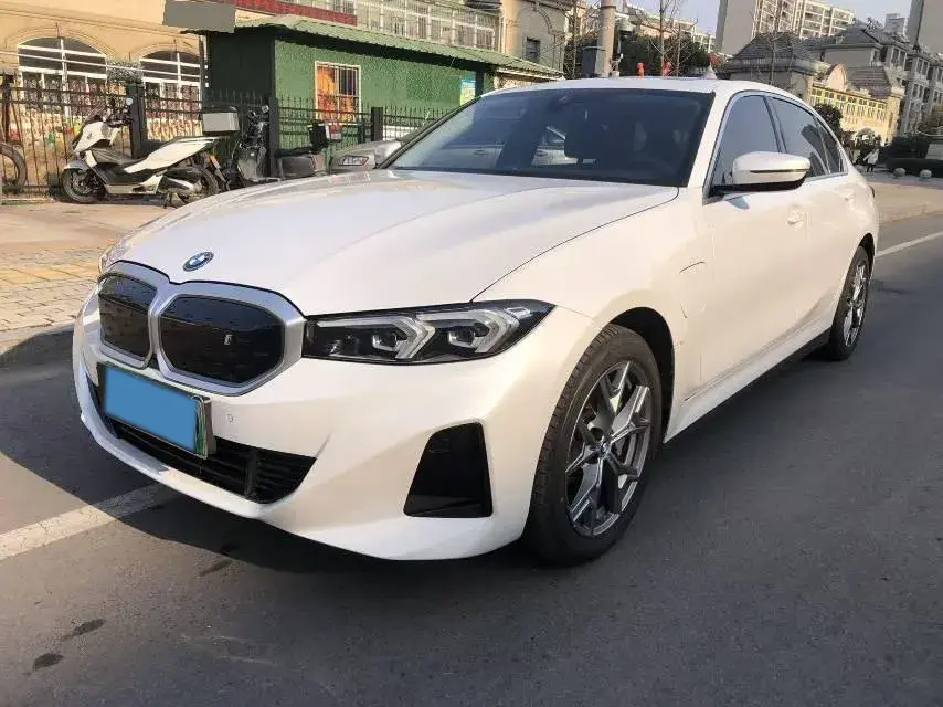 2024 BMW i3 BEV 70KWH