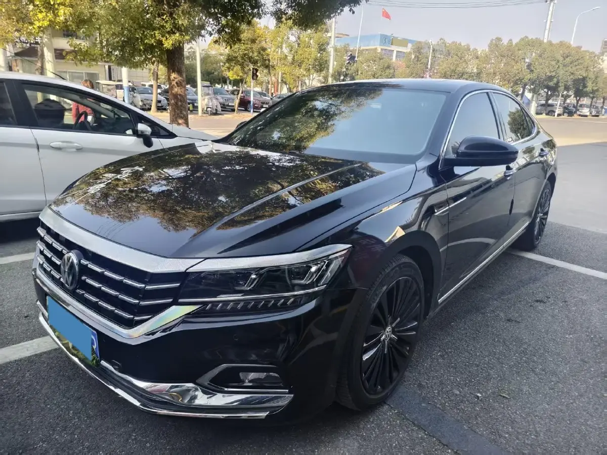 2019 Volvo V40 1.5T 152HP L4 6AT