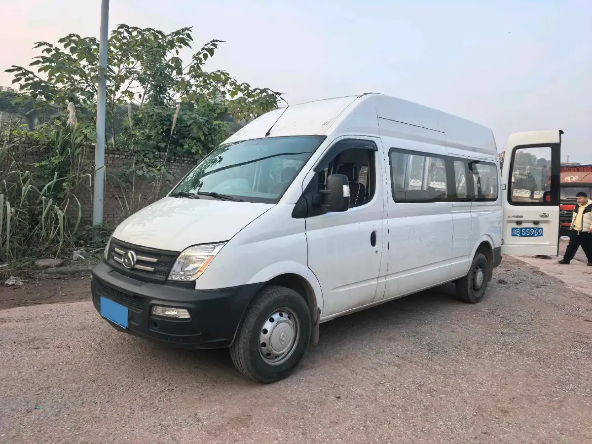 2019 MAXUS XinTu V80 2.0T 139HP L4 6MT