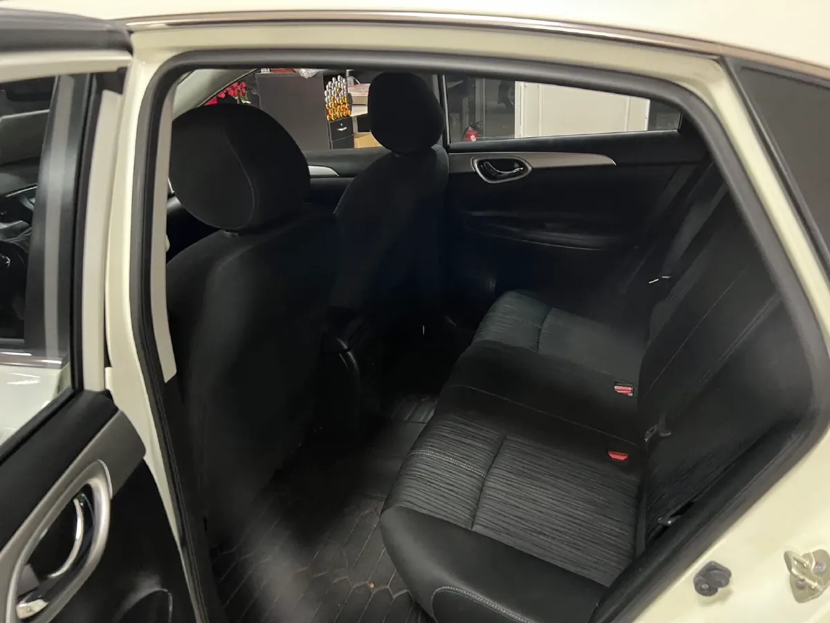 2021 Nissan Sylphy 1.6L 122HP L4 CVT,autocango,china used car exporter,china ev exporter,chinese used car exporter,chinese used ev exporter