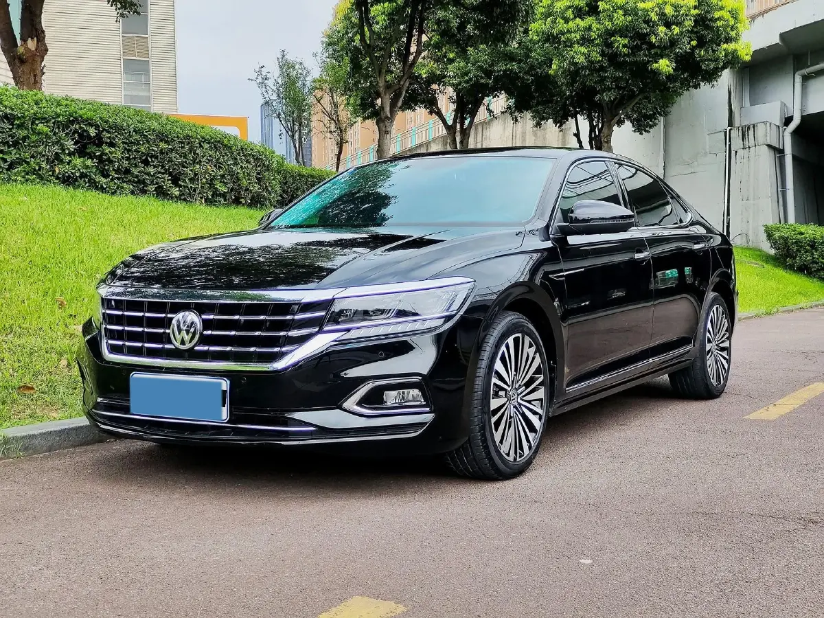 2019 Volvo V40 1.5T 152HP L4 6AT