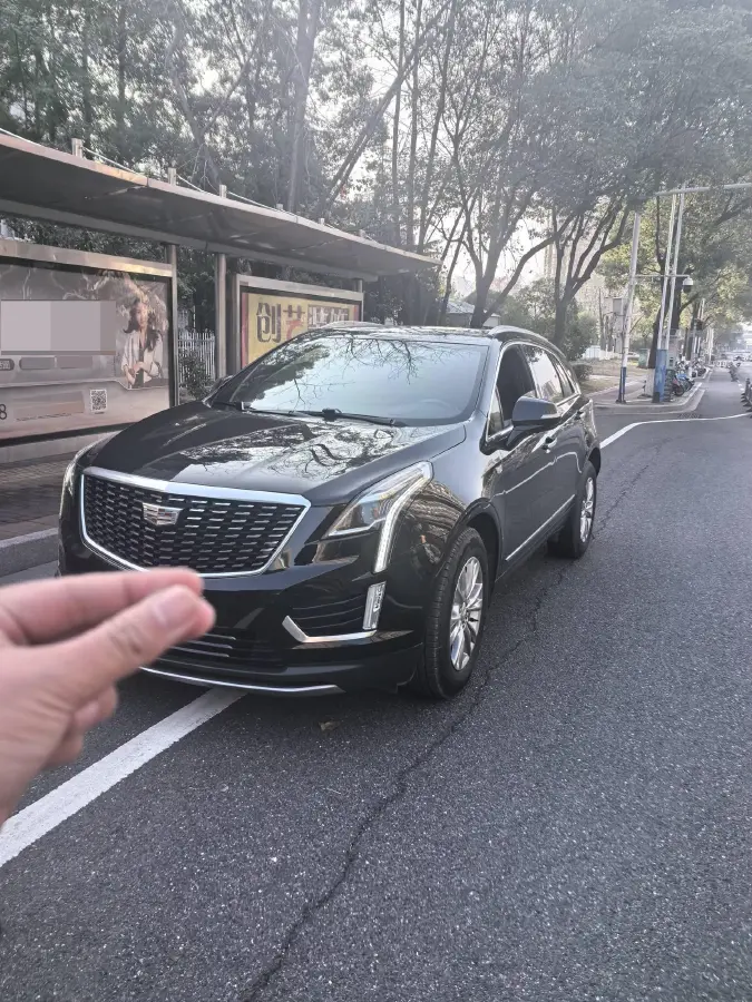 2022 Cadillac XT5 2.0T 237HP L4 9AT