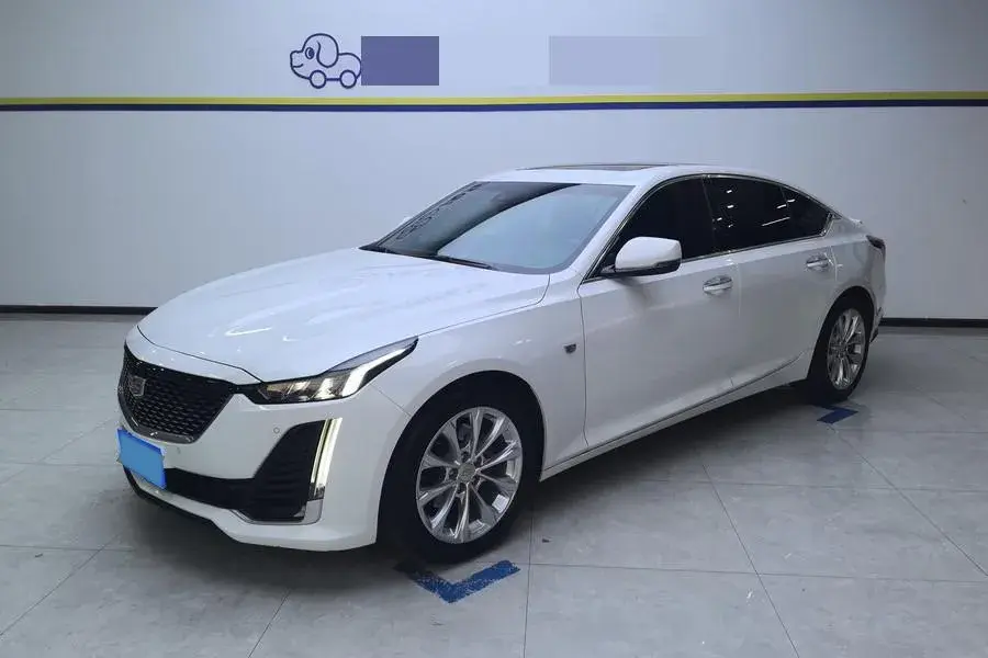 2022 Cadillac CT5 2.0T 237HP L4 10AT