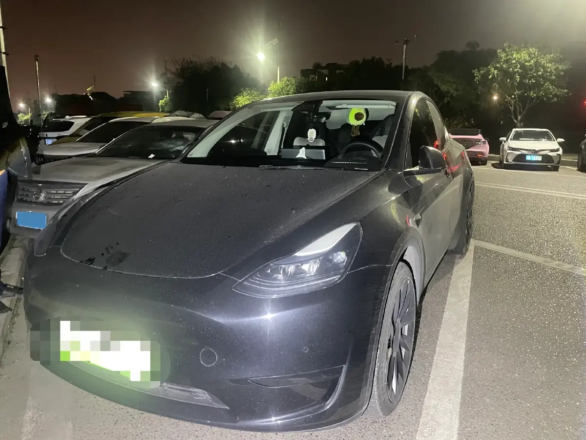 2022 Tesla Model Y BEV 60KWH