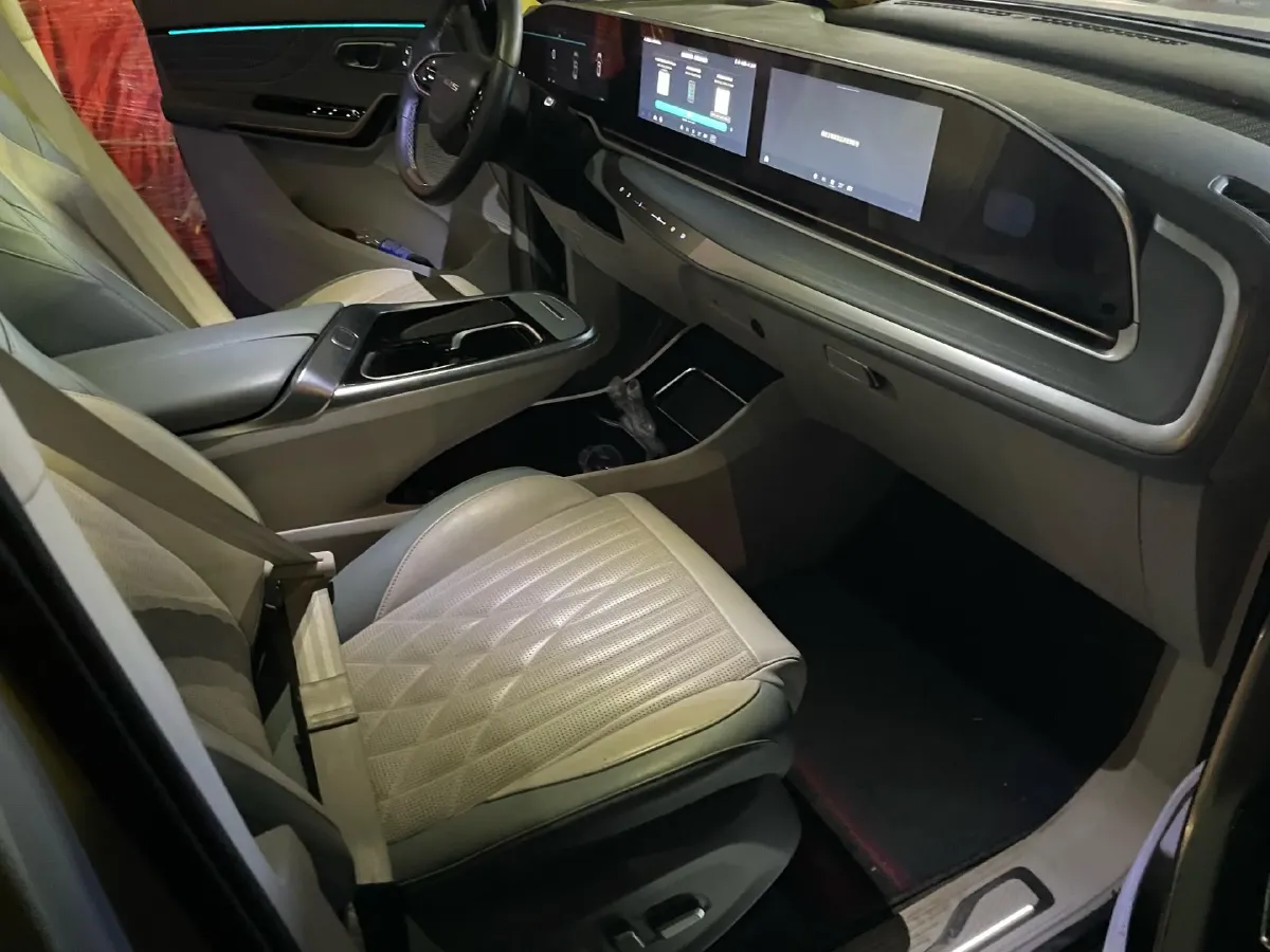 2022 MAXUS G90 2.0T 234HP L4 8AT,autocango,china used car exporter,china ev exporter,chinese used car exporter,chinese used ev exporter