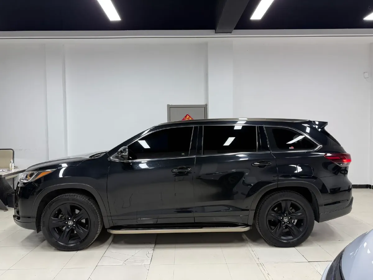 2019 HanTeng V7 1.5T 156HP L4 6AT,autocango,china used car exporter,china ev exporter,chinese used car exporter,chinese used ev exporter