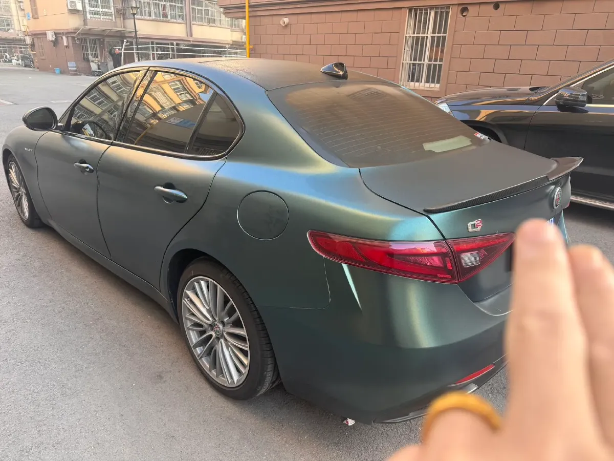 2017 Infiniti Q50 3.5L 320HP V6 7AT Hybrid,autocango,china used car exporter,china ev exporter,chinese used car exporter,chinese used ev exporter