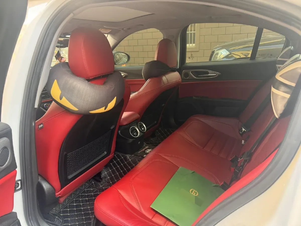 2017 Infiniti Q50 3.5L 320HP V6 7AT Hybrid,autocango,china used car exporter,china ev exporter,chinese used car exporter,chinese used ev exporter