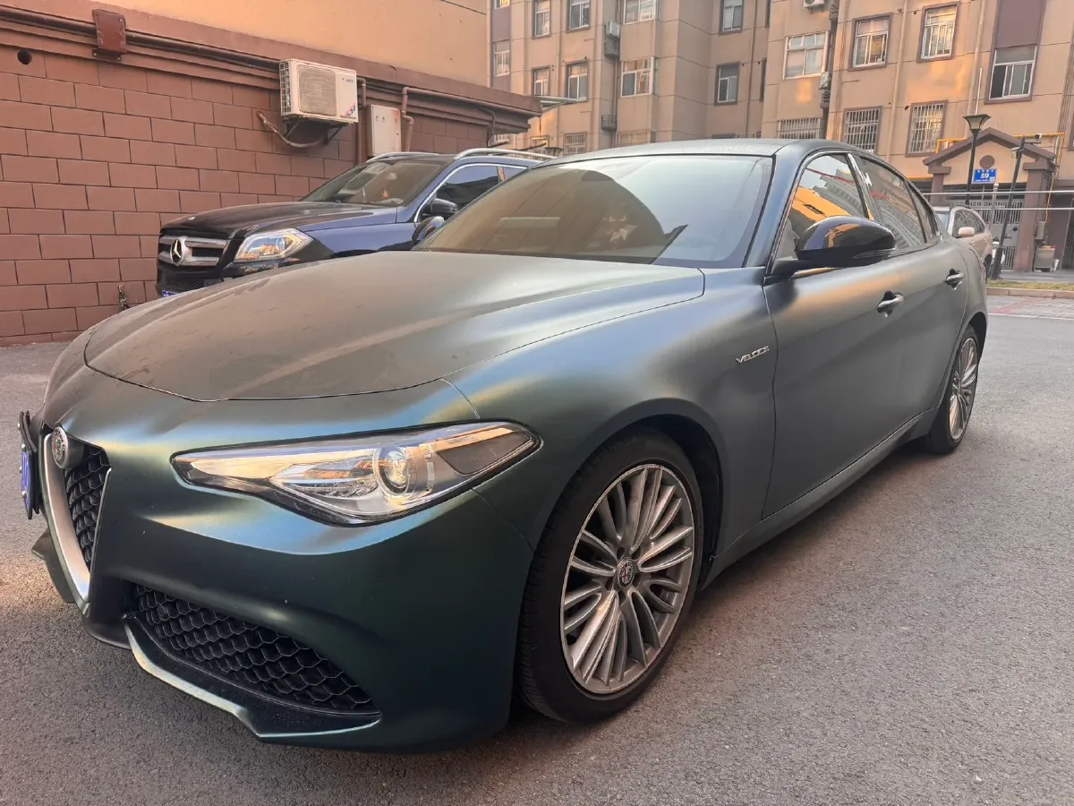 2017 Infiniti Q50 3.5L 320HP V6 7AT Hybrid,autocango,china used car exporter,china ev exporter,chinese used car exporter,chinese used ev exporter