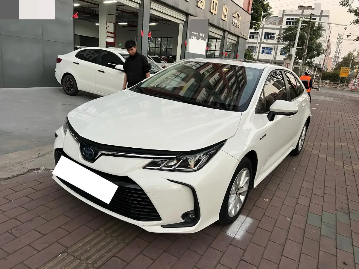 2021 Toyota Corolla 1.8L 98HP L4 E-CVT Hybrid