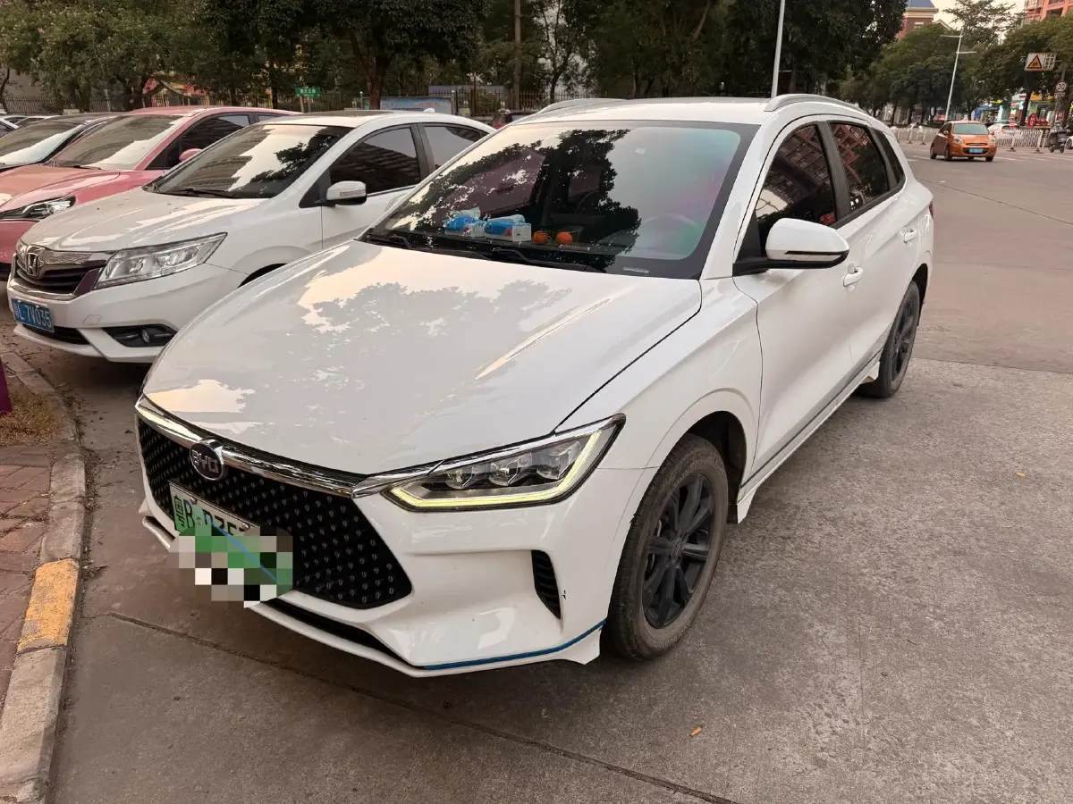 2021 BYD e2 BEV 43.2KWH