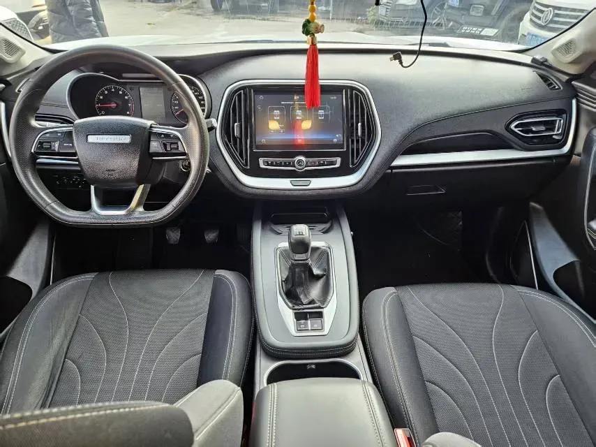 2021 SWM G05 2.0L 143HP L4 5MT,autocango,china used car exporter,china ev exporter,chinese used car exporter,chinese used ev exporter