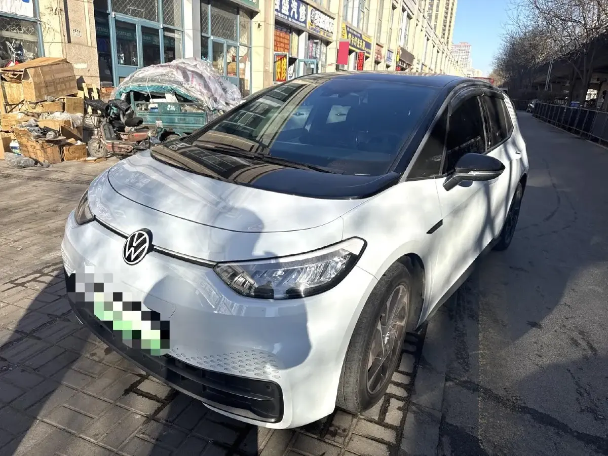 2023 Volkswagen ID.3 BEV 52.8KWH