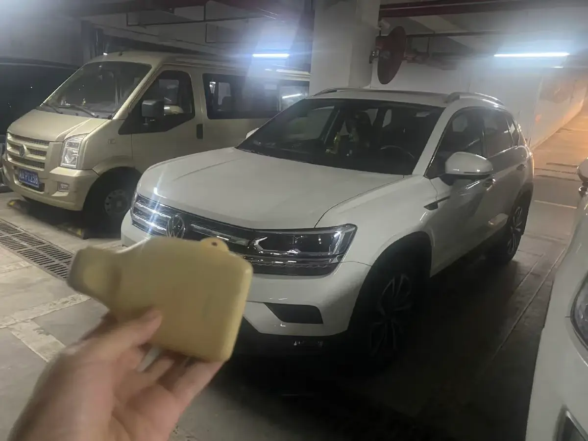 2022 Volkswagen Tharu 1.4T 150HP L4 7DCT