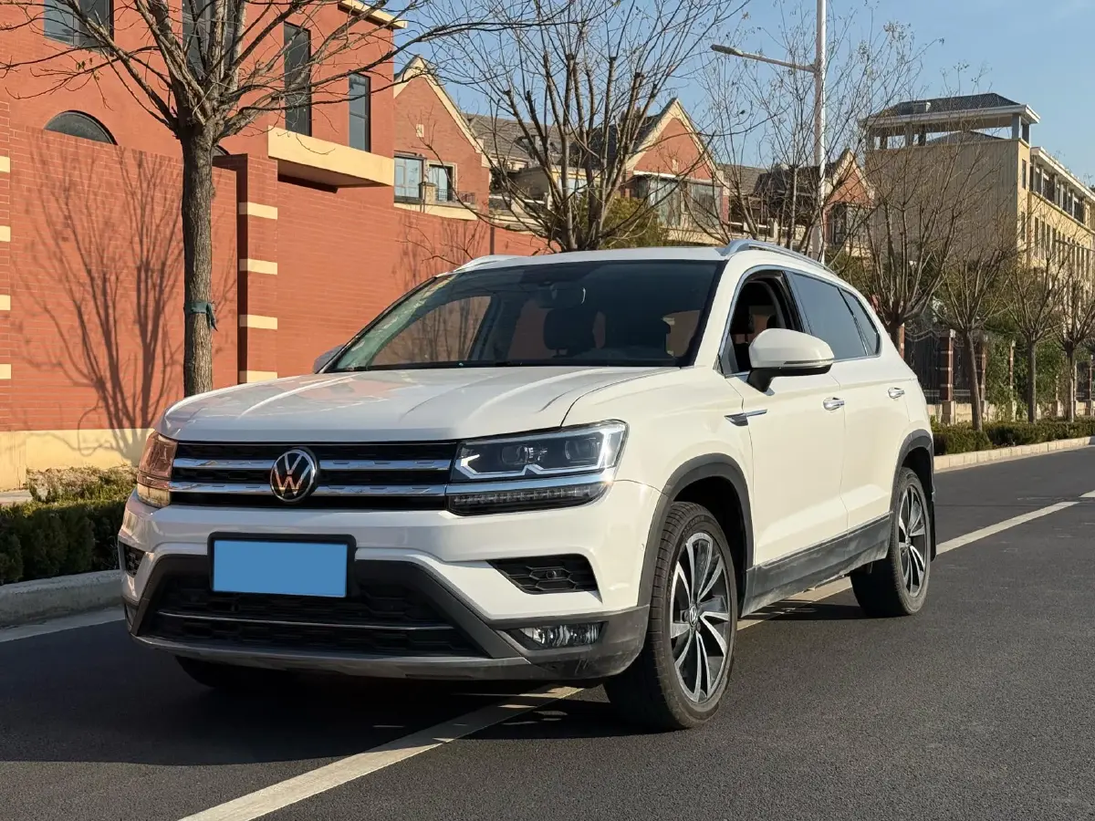 2020 Volkswagen Tharu 2.0T 186HP L4 7DCT