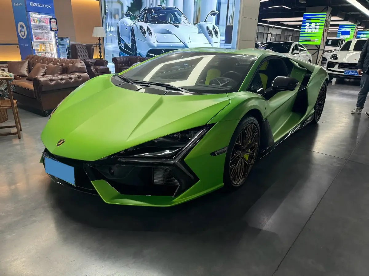 2023 Lamborghini Revuelto 6.5L 826HP V12 8DCT PHEV 3.8KWH