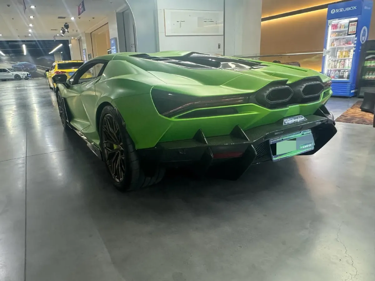 2023 Lamborghini Revuelto 6.5L 826HP V12 8DCT PHEV 3.8KWH,autocango,china used car exporter,china ev exporter,chinese used car exporter,chinese used ev exporter