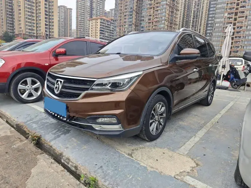 2017 BaoJun 730 1.5T 150HP L4 6MT