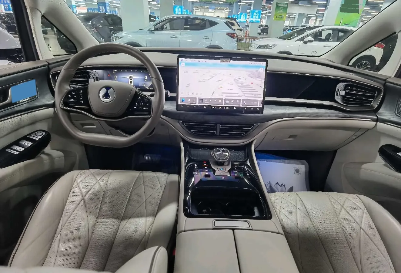 2022 Infiniti QX55 2.0T 245HP L4 CVT,autocango,china used car exporter,china ev exporter,chinese used car exporter,chinese used ev exporter