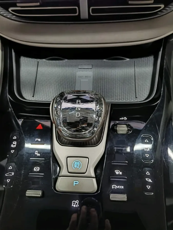 2022 Infiniti QX55 2.0T 245HP L4 CVT,autocango,china used car exporter,china ev exporter,chinese used car exporter,chinese used ev exporter