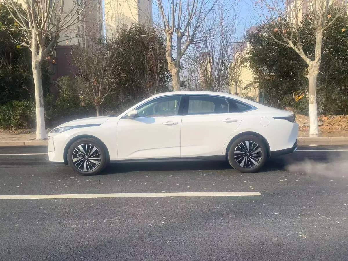 2025 ChangAn EadoPHEV 1.5L 98HP L4 E-CVT PHEV,autocango,china used car exporter,china ev exporter,chinese used car exporter,chinese used ev exporter