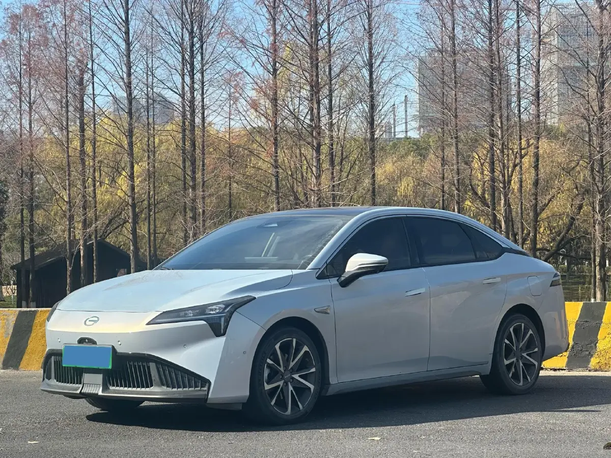 2022 ChangAn Oshan Z6 1.5T 170HP L4 6TCT PHEV 28.4KWH