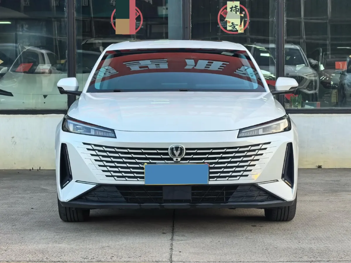 2023 ChangAn Lamore 1.5T 170HP L4 7DCT,autocango,china used car exporter,china ev exporter,chinese used car exporter,chinese used ev exporter