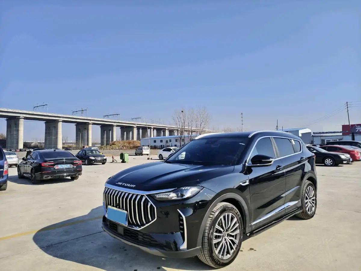 2024 Jetour X70 Plus 1.5T 156HP L4 6DCT