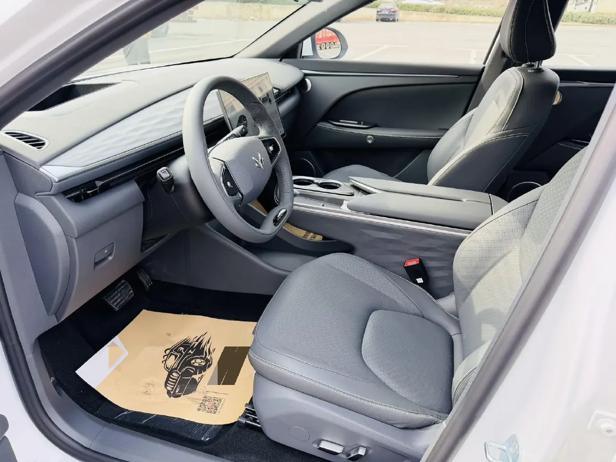 2026 ARCFOX αT5 BEV,autocango,china used car exporter,china ev exporter,chinese used car exporter,chinese used ev exporter