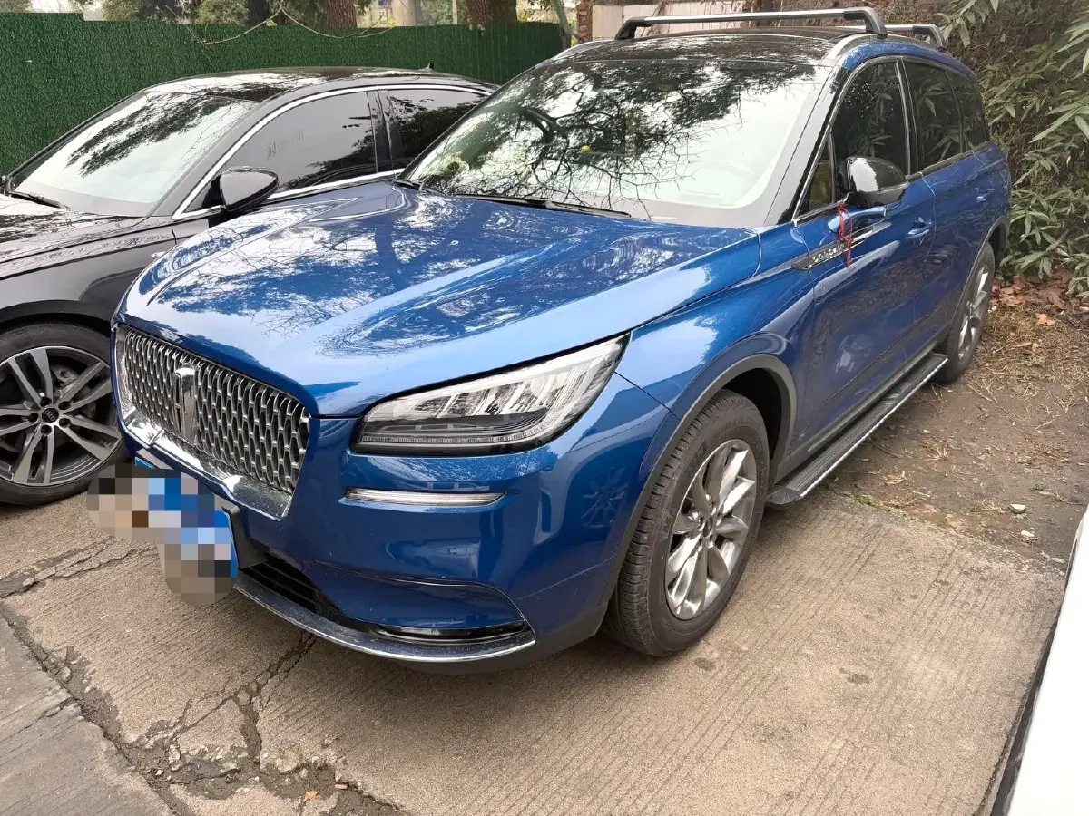 2020 Lincoln Corsair 2.0T 245HP L4 8AT