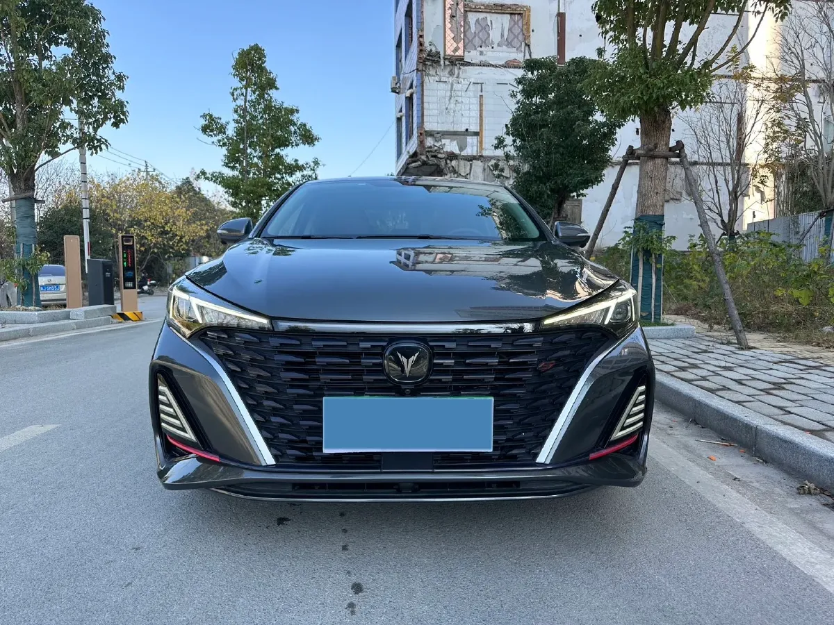 2022 ChangAn Eado 1.4T 160HP L4 7DCT,autocango,china used car exporter,china ev exporter,chinese used car exporter,chinese used ev exporter