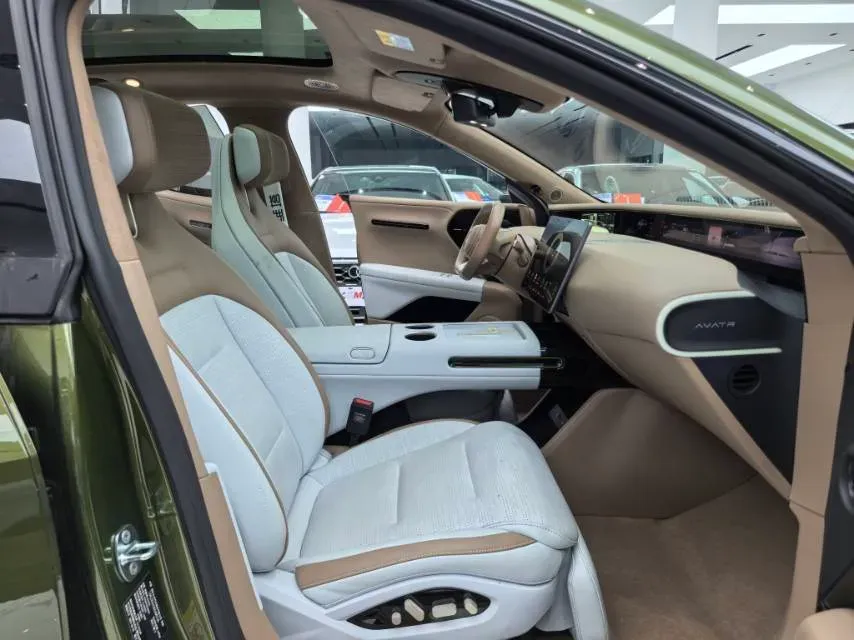 2024 Avatr 07 1.5T 156HP L4 REEV 39.05KWH,autocango,china used car exporter,china ev exporter,chinese used car exporter,chinese used ev exporter