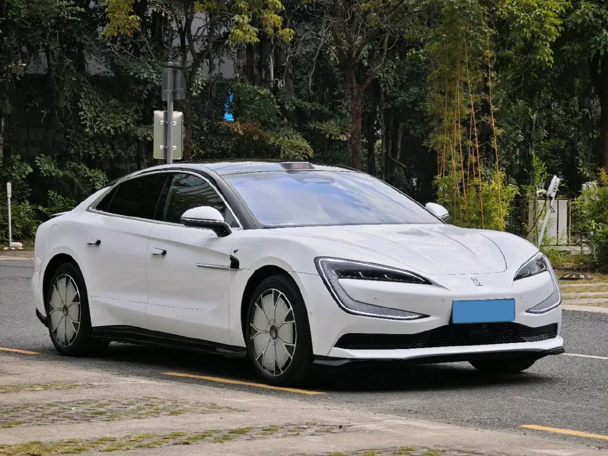 2025 YangWang U7 BEV 135.5KWH,autocango,china used car exporter,china ev exporter,chinese used car exporter,chinese used ev exporter