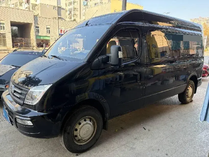 2021 MAXUS XinTu V80 2.0T 127HP L4 6MT