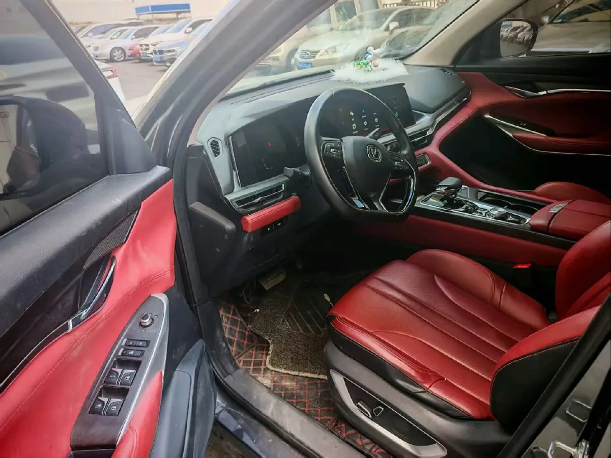 2021 ChangAn CS75 Plus 1.5T 178HP L4 6AT,autocango,china used car exporter,china ev exporter,chinese used car exporter,chinese used ev exporter