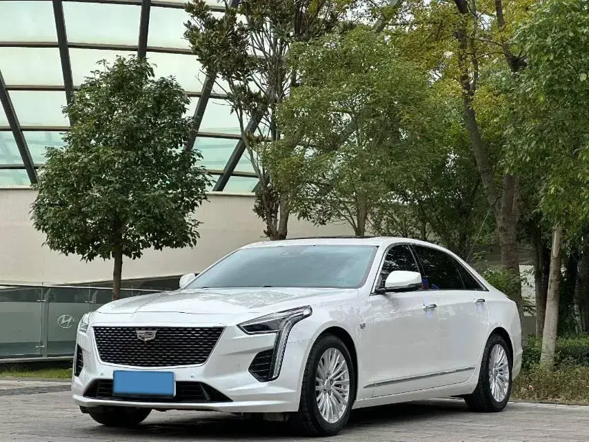 2020 Cadillac CT6 2.0T 241HP L4 10AT