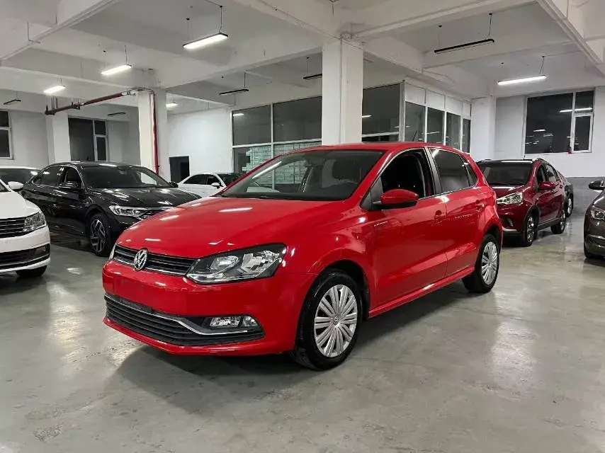 2016 Volkswagen Polo 1.6L 110HP L4 6AT