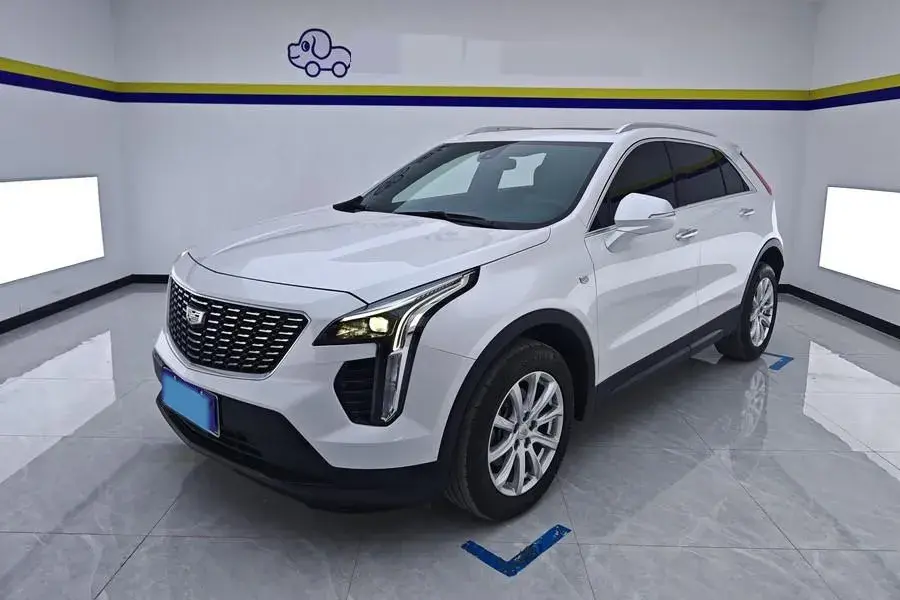 2022 Cadillac XT4 2.0T 237HP L4 9AT