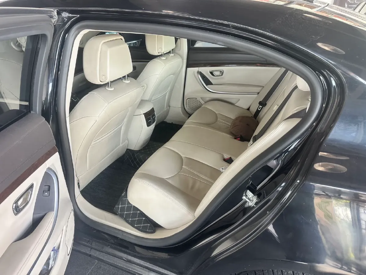 2017 Roewe e950 1.4T 152HP L4 2AT PHEV 12KWH,autocango,china used car exporter,china ev exporter,chinese used car exporter,chinese used ev exporter