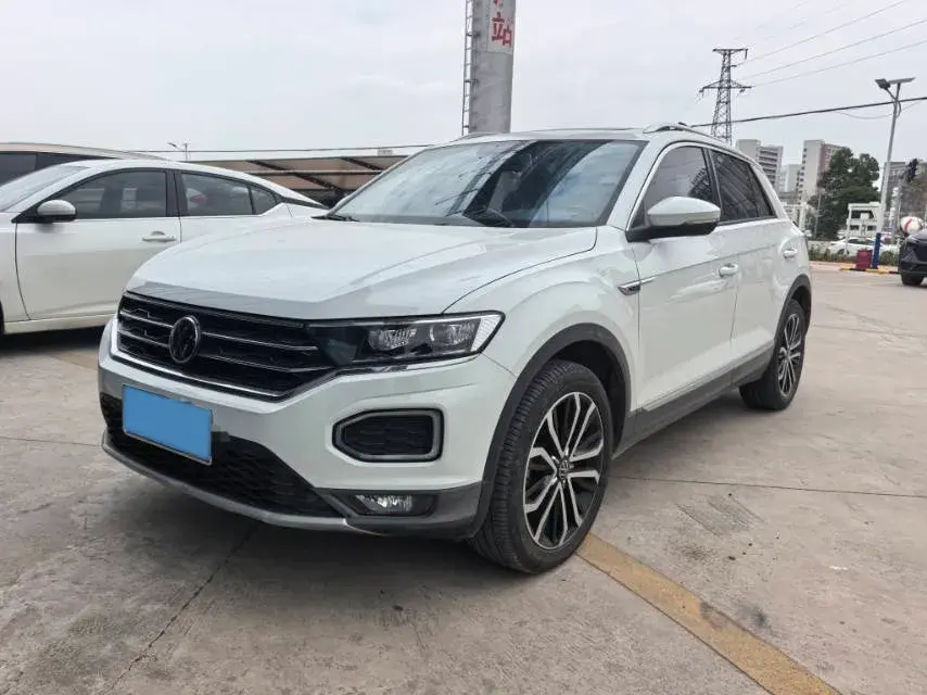2021 Volkswagen T-Roc 1.4T 150HP L4 7DCT