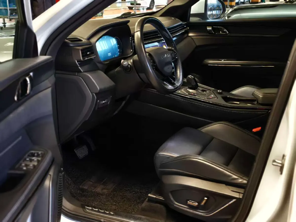 2022 LYNK&CO 01 EM-P 1.5T 180HP L3 7DCT PHEV 17.7KWH,autocango,china used car exporter,china ev exporter,chinese used car exporter,chinese used ev exporter