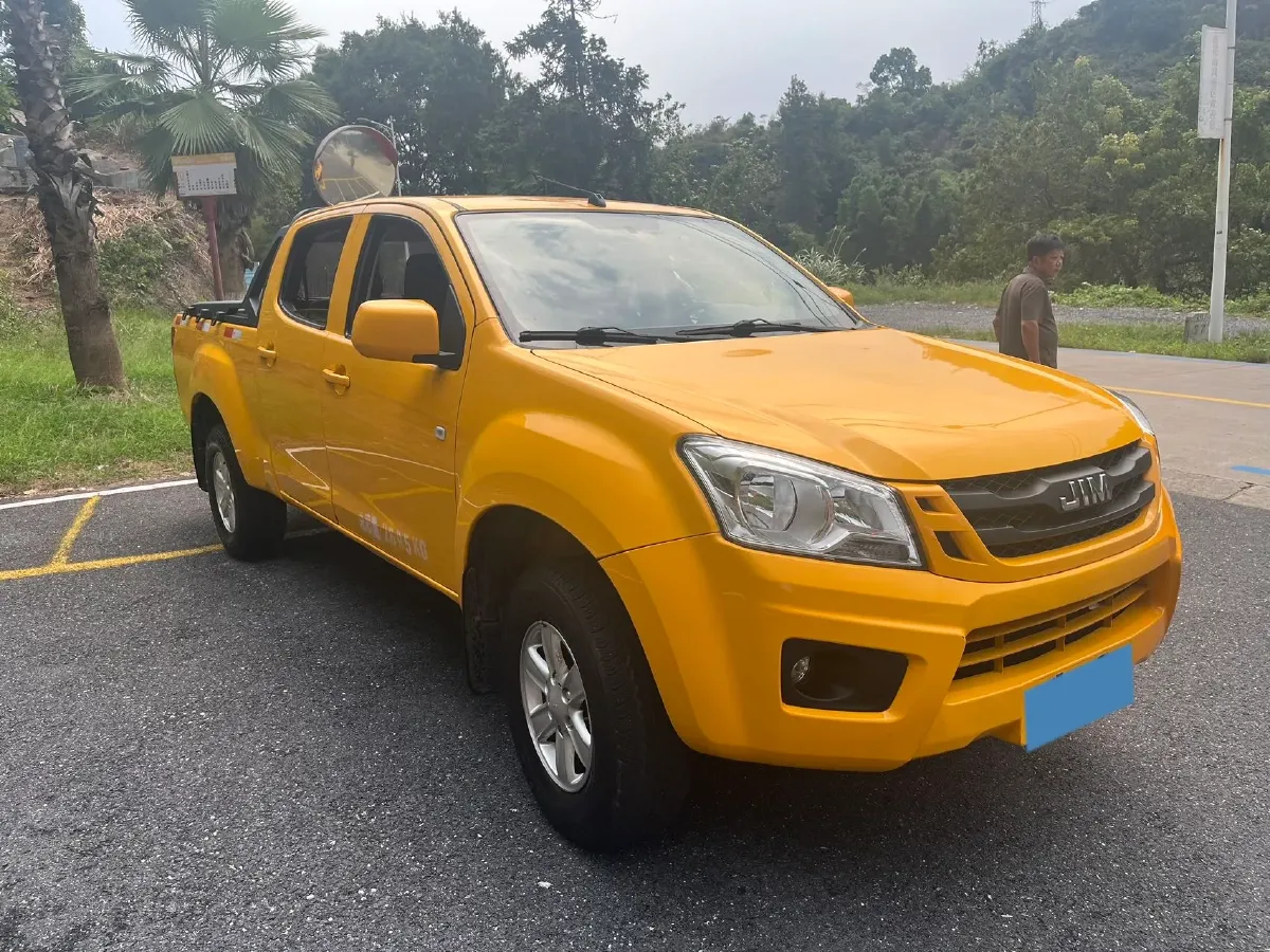 2020 Isuzu Jim 2.8T 120HP L4 5MT,autocango,china used car exporter,china ev exporter,chinese used car exporter,chinese used ev exporter